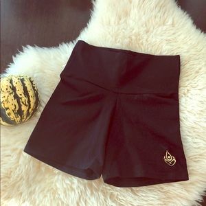 Shakti exercise/yoga shorts S